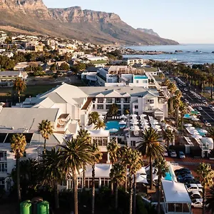 The Bay Otel